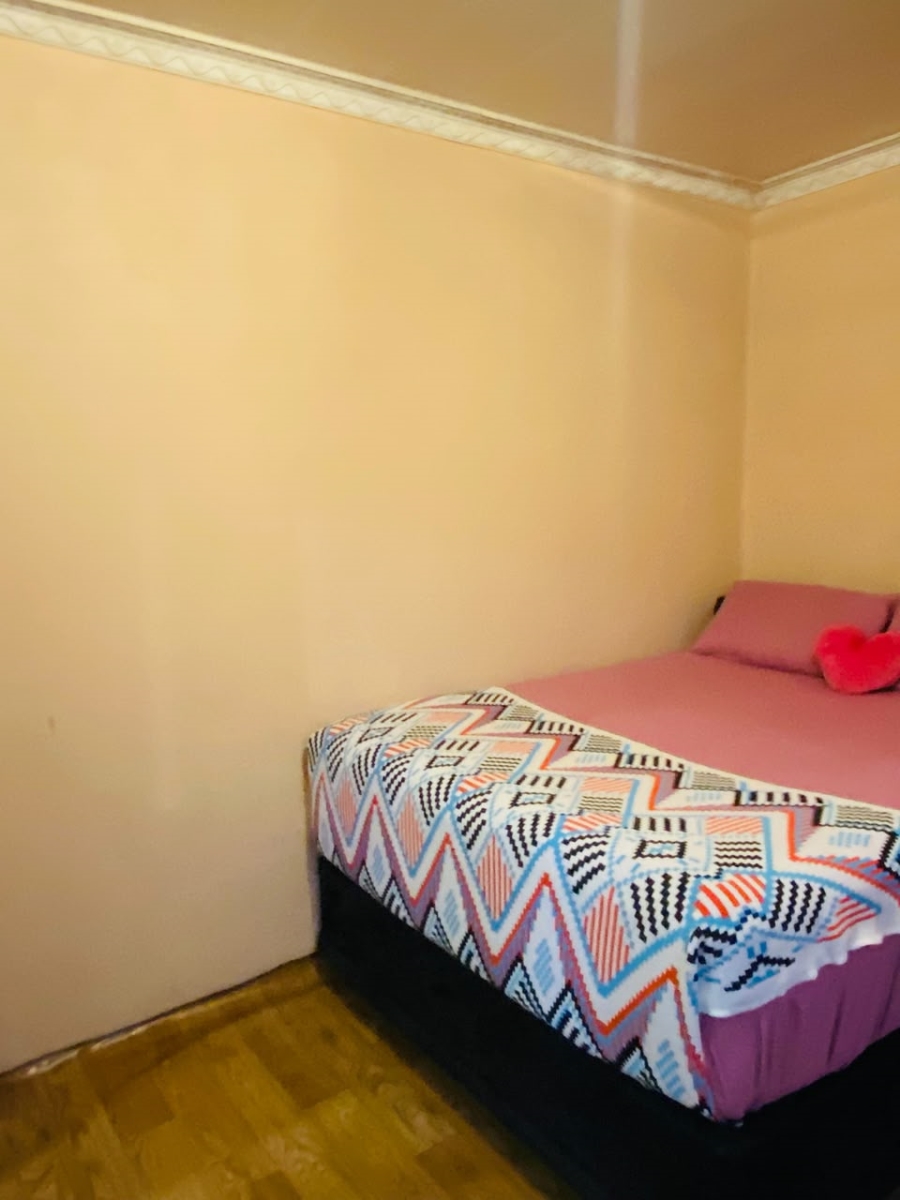 3 Bedroom Property for Sale in Browns Farm Western Cape